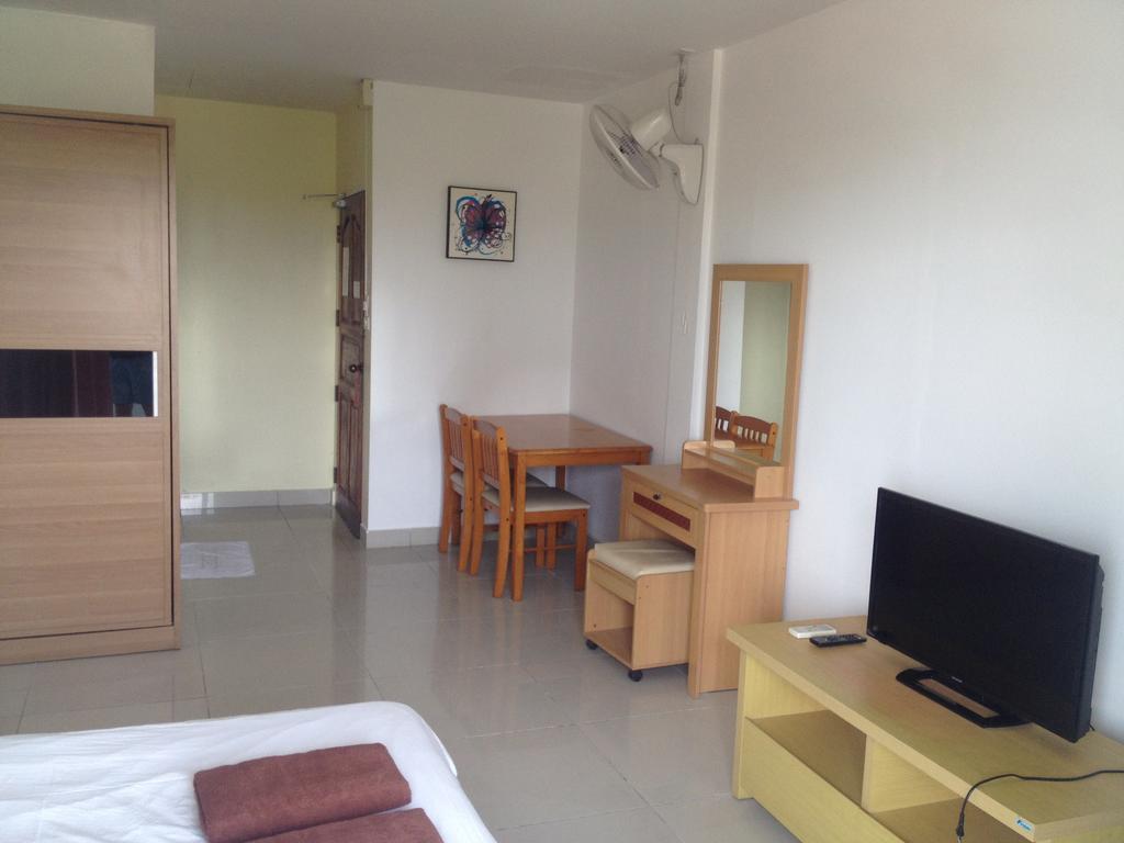 Jomtien Hostel Room photo